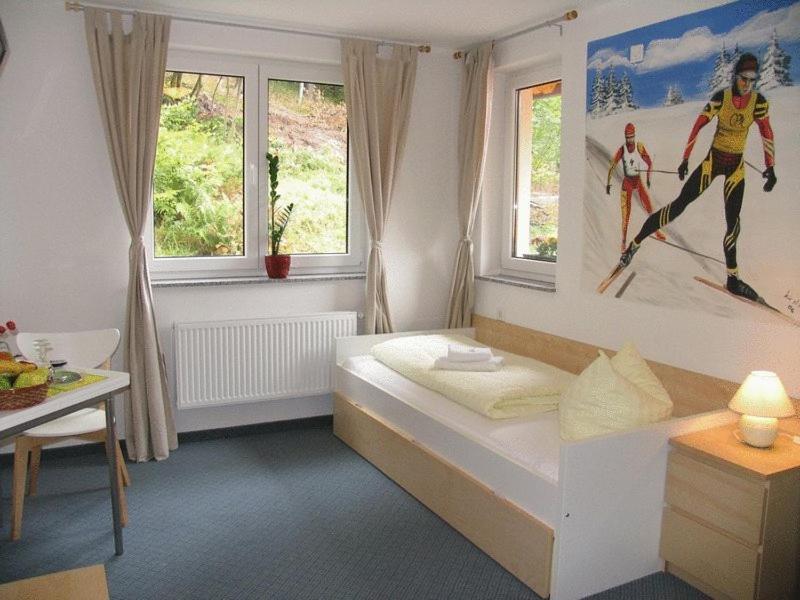 Hotel & Gasthaus Sterngrund تسيلا-ميليس الغرفة الصورة